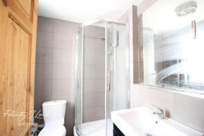 5, Musbury Street, London E1 0PG