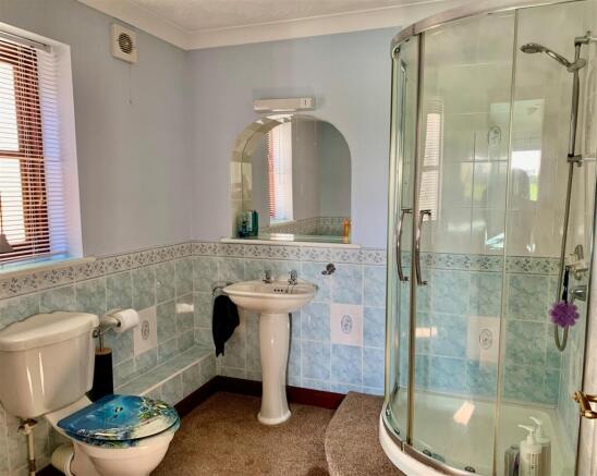 En Suite.jpg