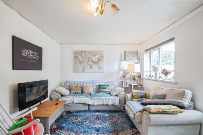 3 bed Terraced for sale Image 8
