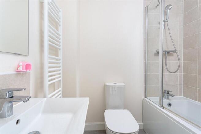 3 bed Semi-Detached for sale Image 11