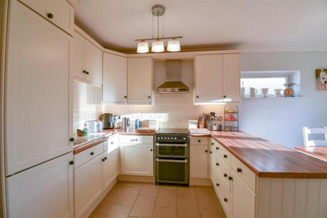 Kitchen/Breakfast Room