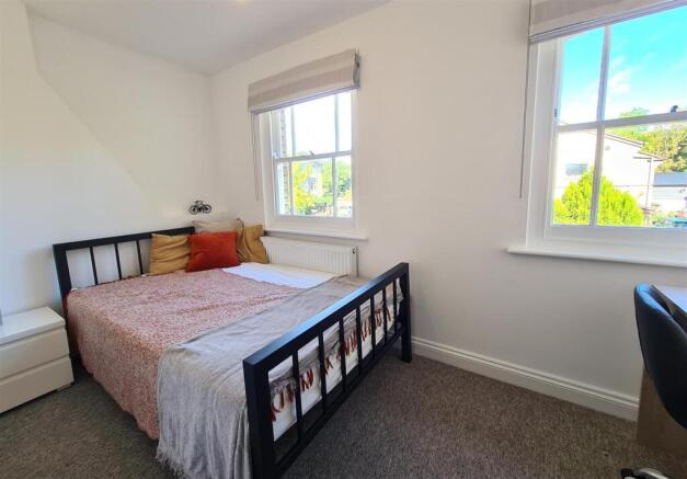 38 Pakenham Close Room 4C.jpg