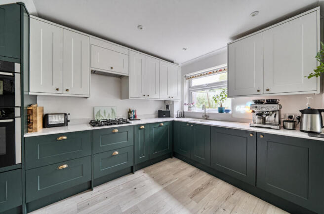 West Close, Fernhurst, Haslemere, Surrey, GU27 photo 4