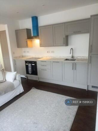 1 bed Flat to rent Image 4