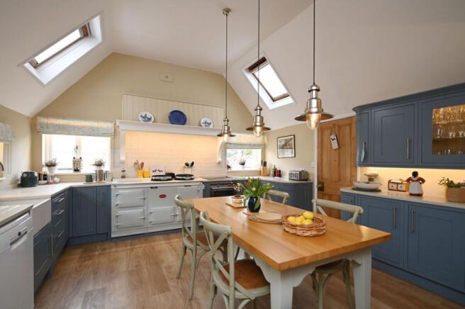 Kitchen/Breakfast Room