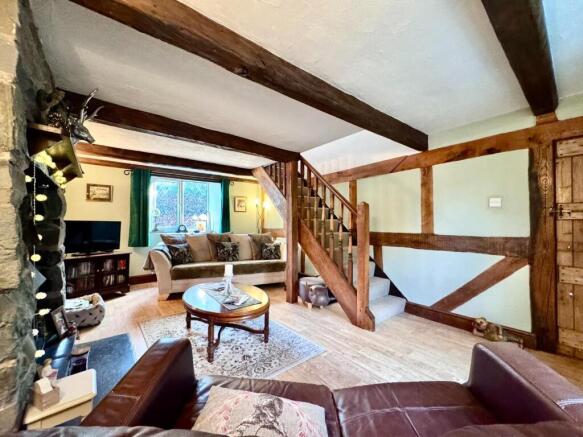 Lounge stairs.JPEG
