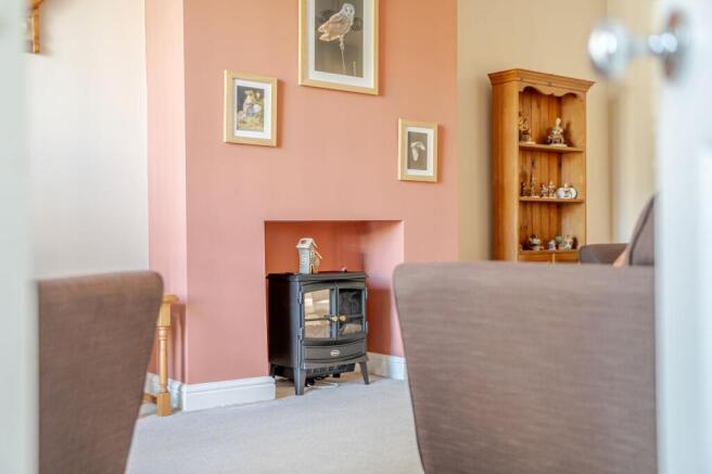 2 bed Semi-Detached for sale Image 7
