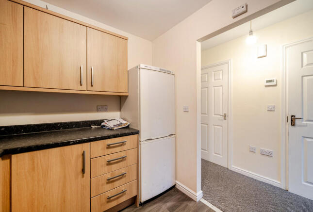 1394915-3-6949715...