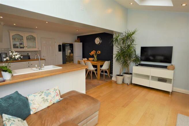 OPEN PLAN KITC...