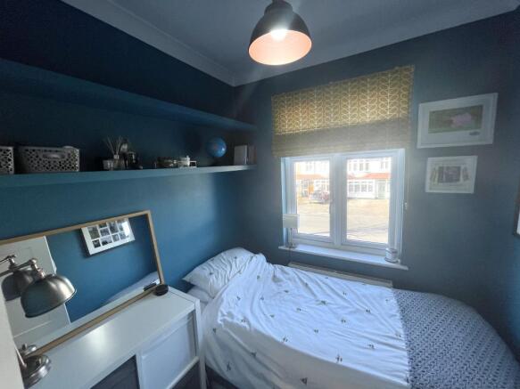 Photo 12