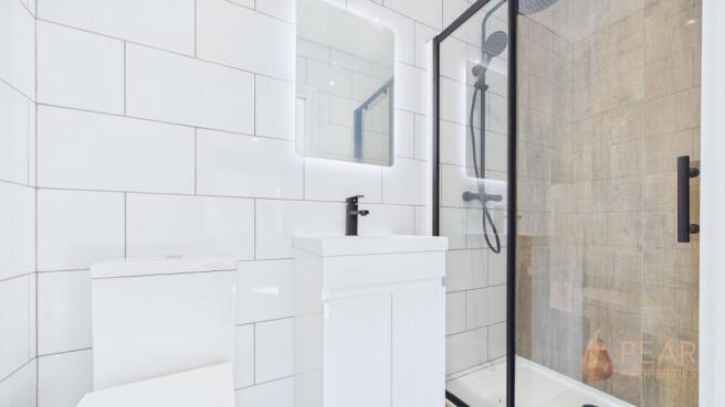 Private En-Suite Shower Room