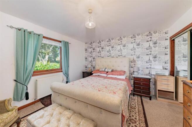 4 Rose Hemming Place Letham-6.JPG