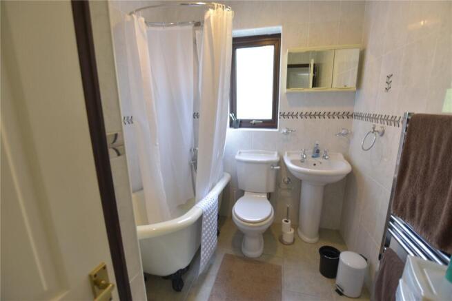 3 bed Bungalow for sale Image 10