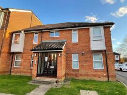 Flat 1, 261 Noble Court, Church Road, Mitcham CR4 3EX