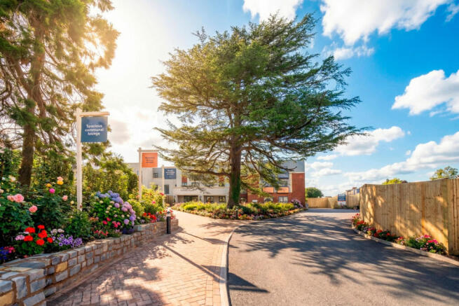 Front of Orchid Place