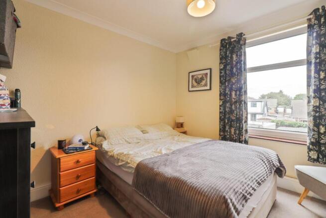 2 bed Terraced for sale Image 8