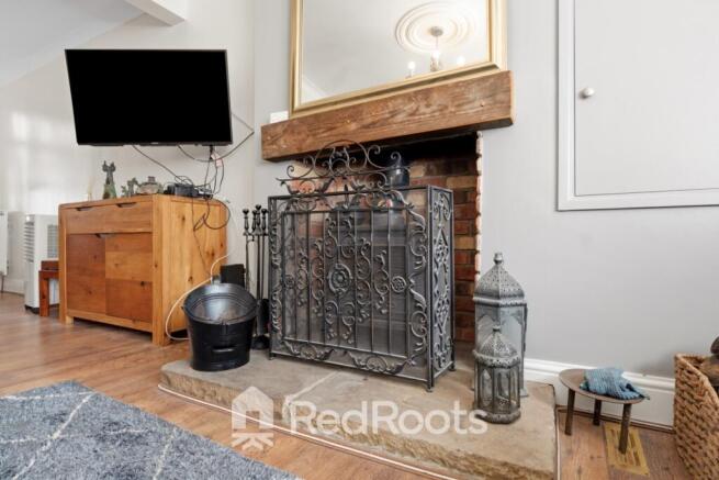 4 bed Terraced for sale Image 5