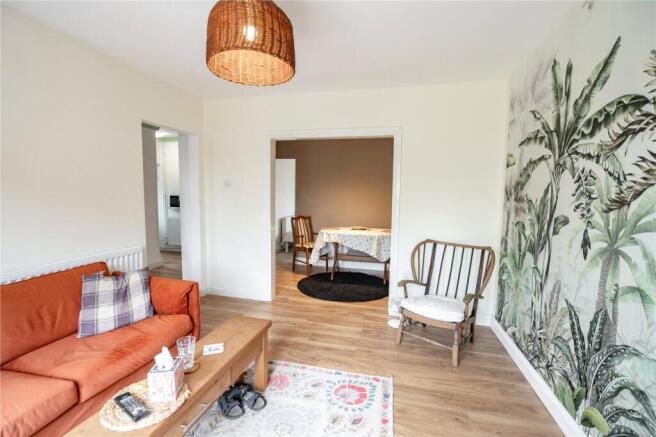 Living Room (2)