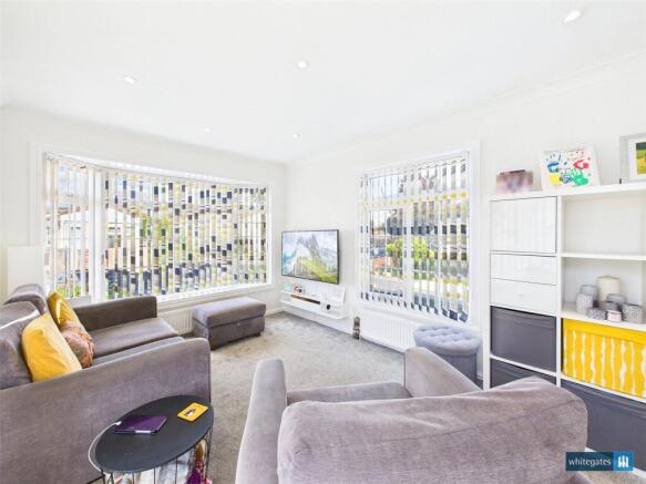 2 bed Park Home for sale Image 7