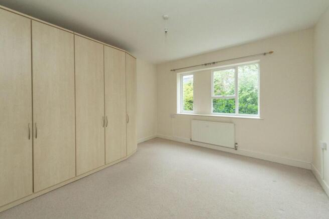 2 bed Ground Flat for sale Image 6