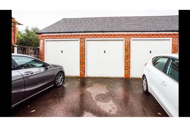 Garage En Bloc