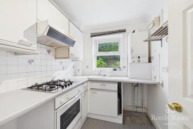 1 bed Semi-Detached for sale Image 4