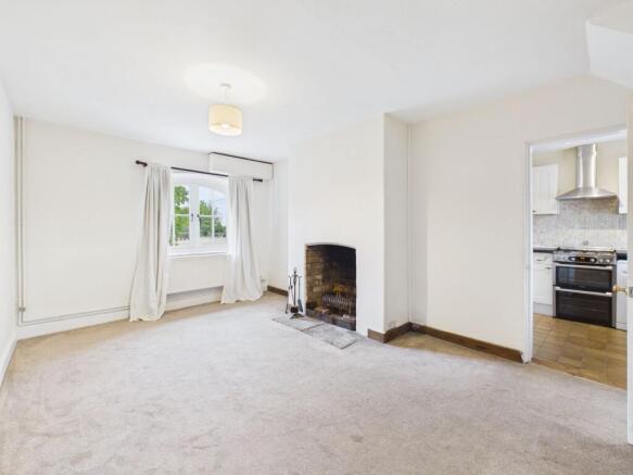 Sitting/Dining Room