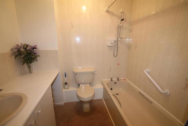 18 Maryvale Court 00