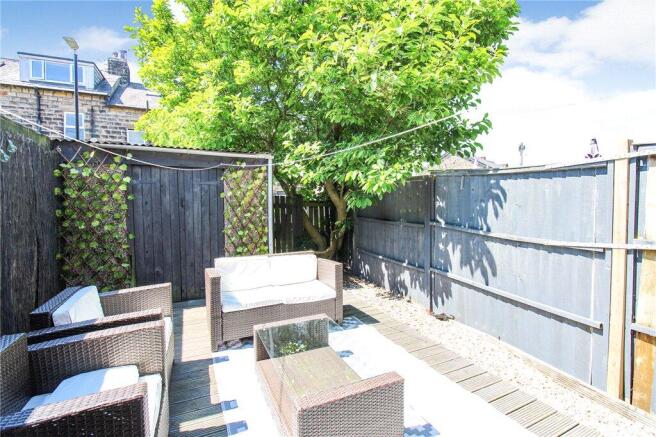 3 bed Terraced for sale Image 12