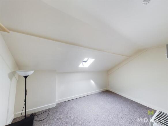 CAM00744P1-PR0110-STILL07.jpg