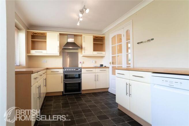 3 bed Semi-Detached for sale Image 4