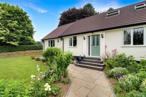 1, Barnsclose West, Dulverton TA22 9EE