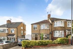 15, Woodcroft Avenue, Stanmore HA7 3PT