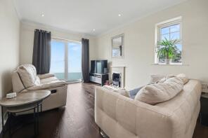 Flat 12, 49 Woodlands Court, Cobden Avenue, Southampton SO18 1FG