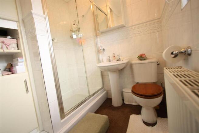 Bathroom/ WC