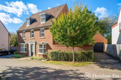 Magnolia Walk, Romsey, Hampshire