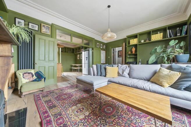 Living Room (4)