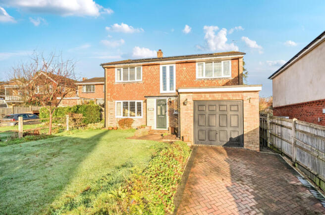 1387880-1-693aa82...