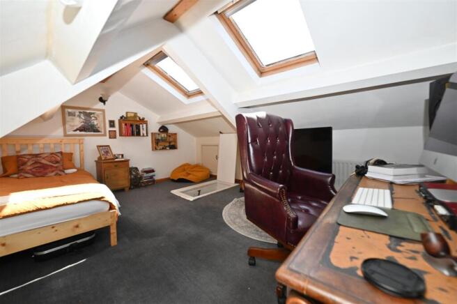 3 bed Cottage for sale Image 11