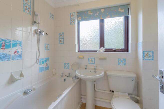 Bathroom.jpg