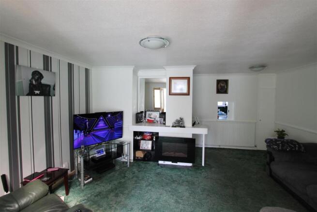 Living Room.JPG