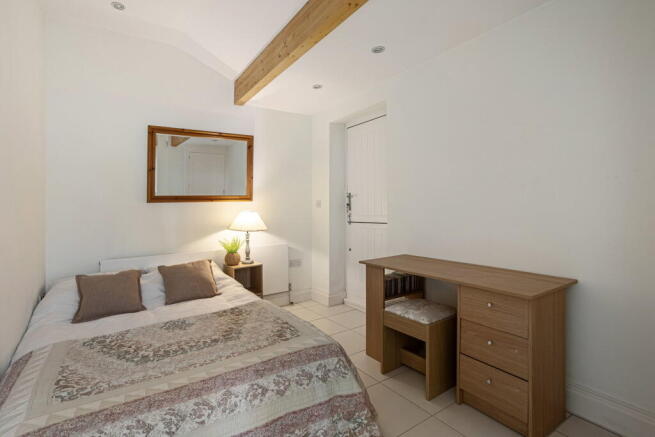 1 bed Flat for sale Image 9