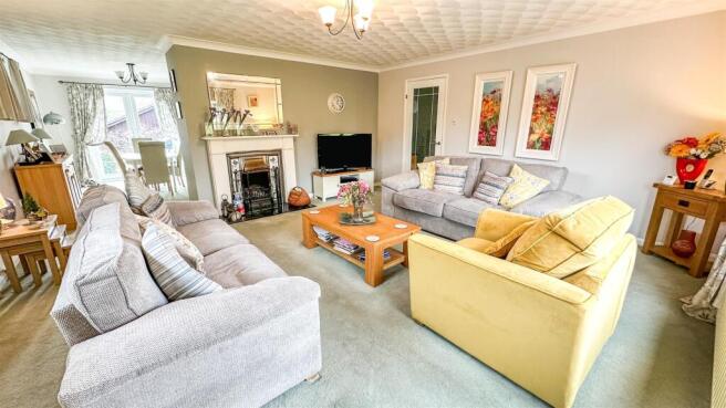 NEW LIVING TO DINING.jpg