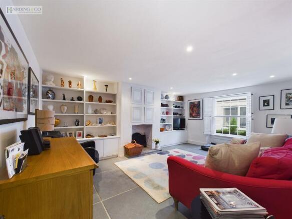 Sitting room ii.jpg