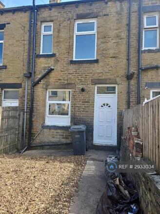 3 bed Terraced to rent Image 9