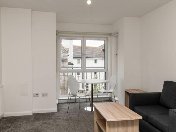 63149_SQFT_5G_Duff_S