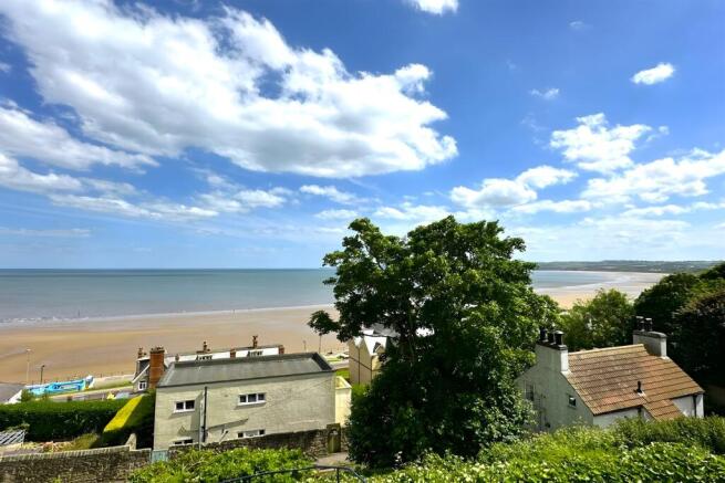 3 bed Flat for sale Image 8