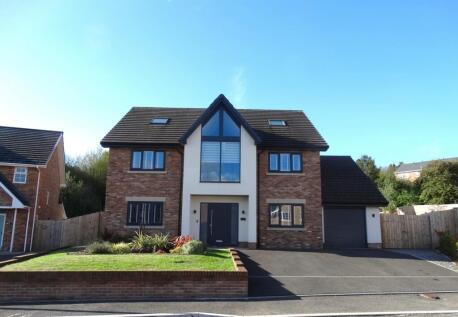 Brentwood Place, Willowtown, NP23