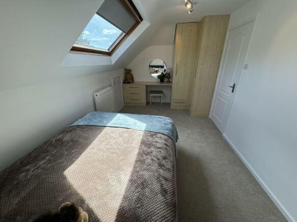 22 - Bedroom 3_.jpg