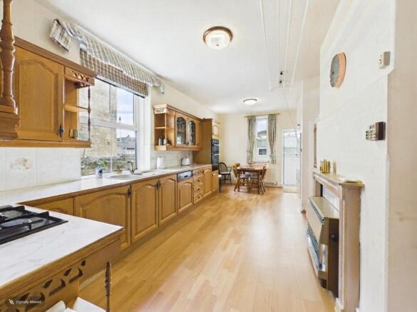 4 bed Terraced for sale Image 6